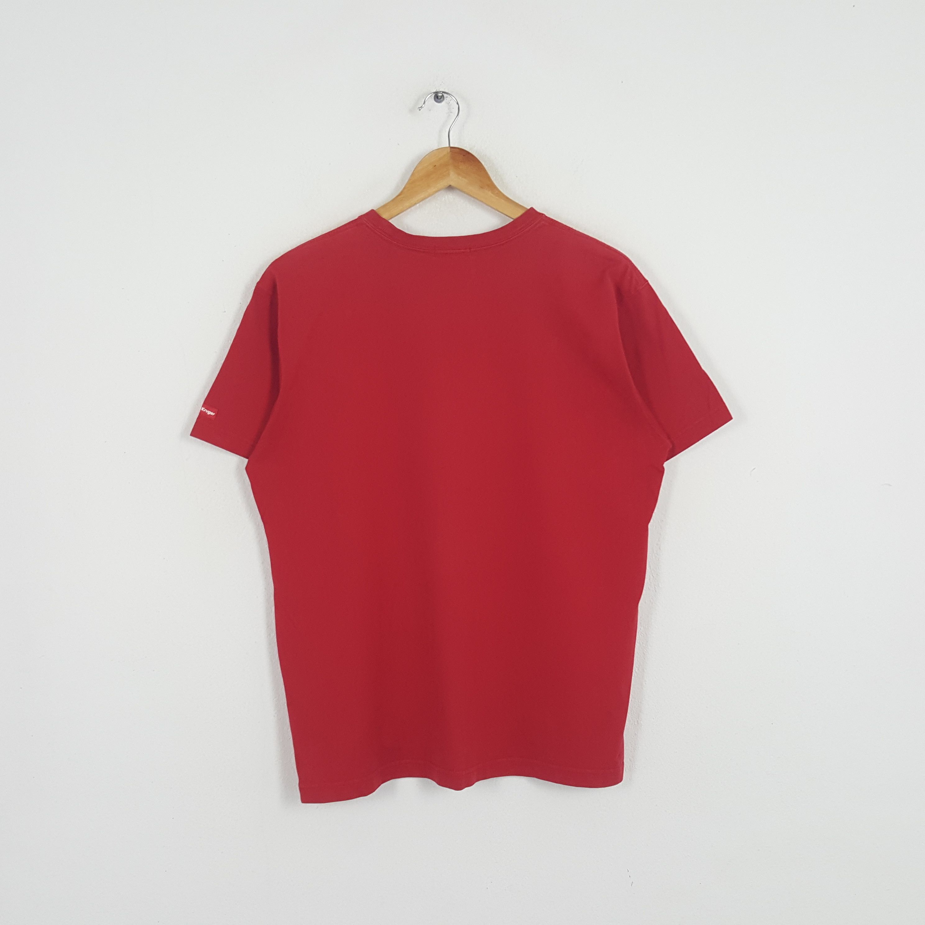 Barbara Kruger × Japanese Brand × Vintage Vintage Barbara Kruger Your Comfort Is My Silence Tshirt Size US L / EU 52-54 / 3 - 3 Thumbnail