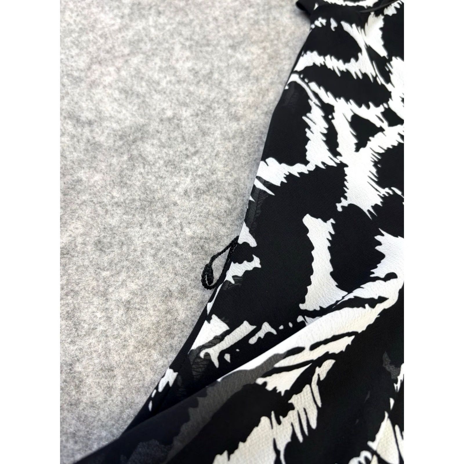 Vintage Debenhams Collection Dress cowl neck Black / White sleeveless Women UK12 Dress Size XL / US 12-14 / IT 48-50 - 6 Thumbnail