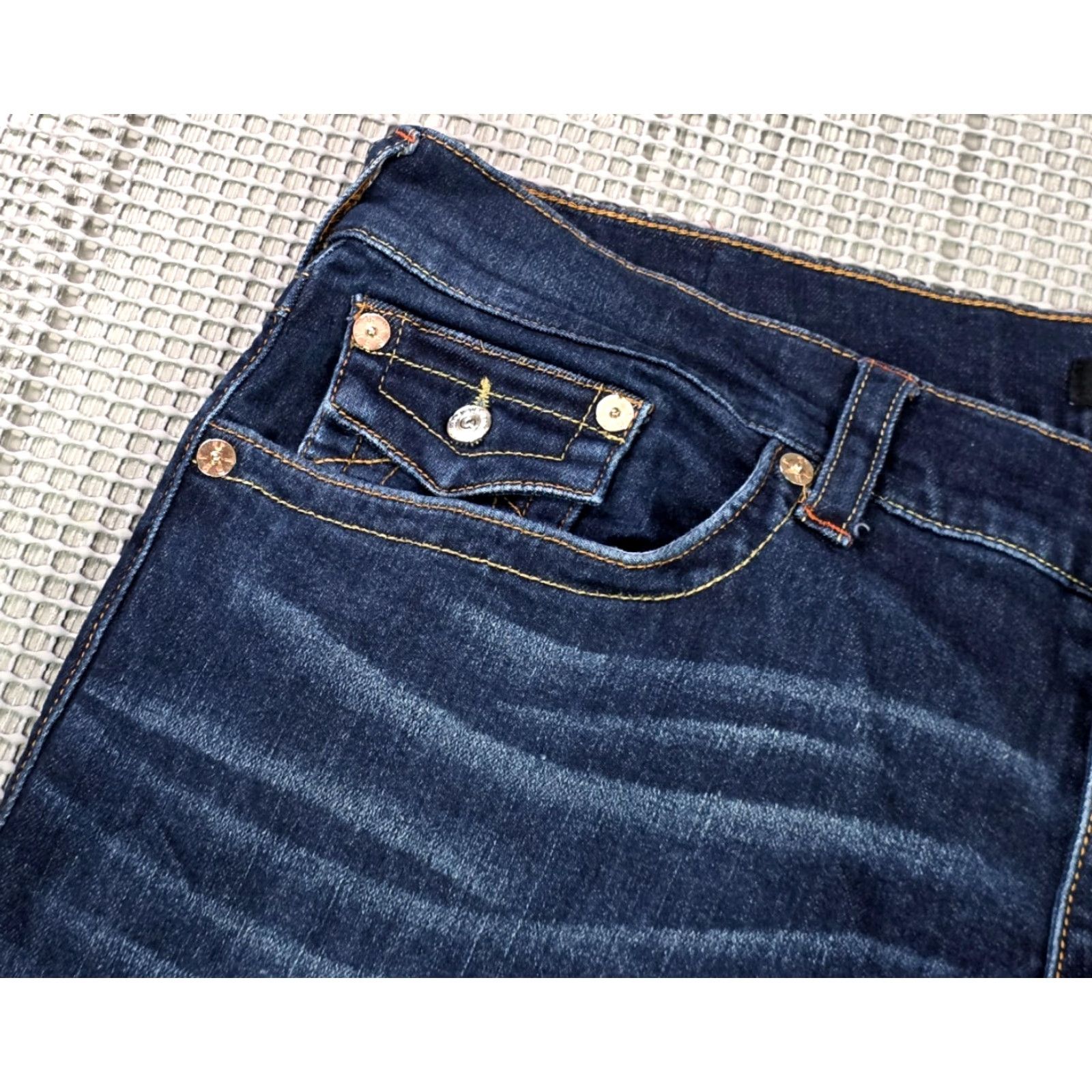 True Religion True Religion Jeans Men 40 Relaxed Straight Mid Rise Blue Denim 5-Pocket - Ricky - 40x34 (Vintage No) Size US 40 / EU 56 - 4 Thumbnail