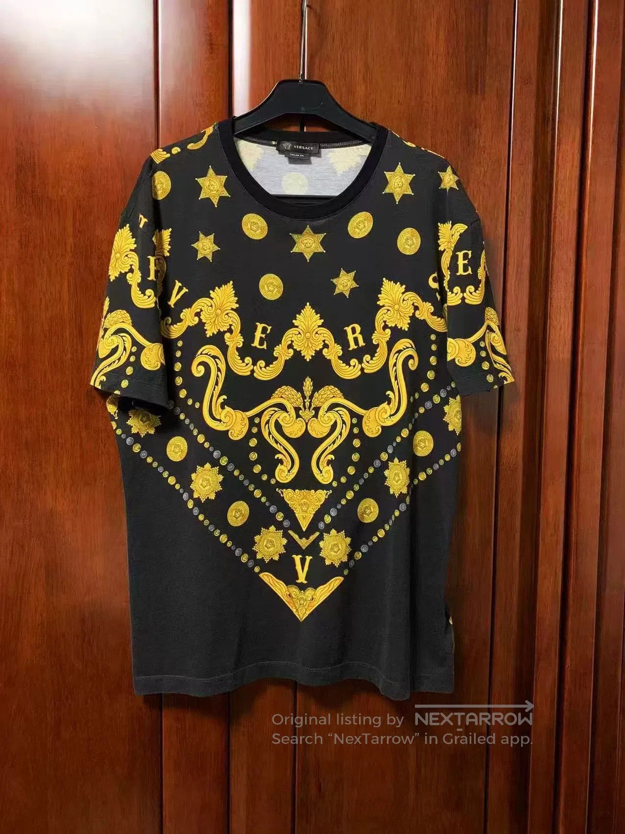 Japanese Brand Versace Men's Baroque Print Short-Sleeve T-Shirt. Size US L / EU 52-54 / 3 - 1 Thumbnail