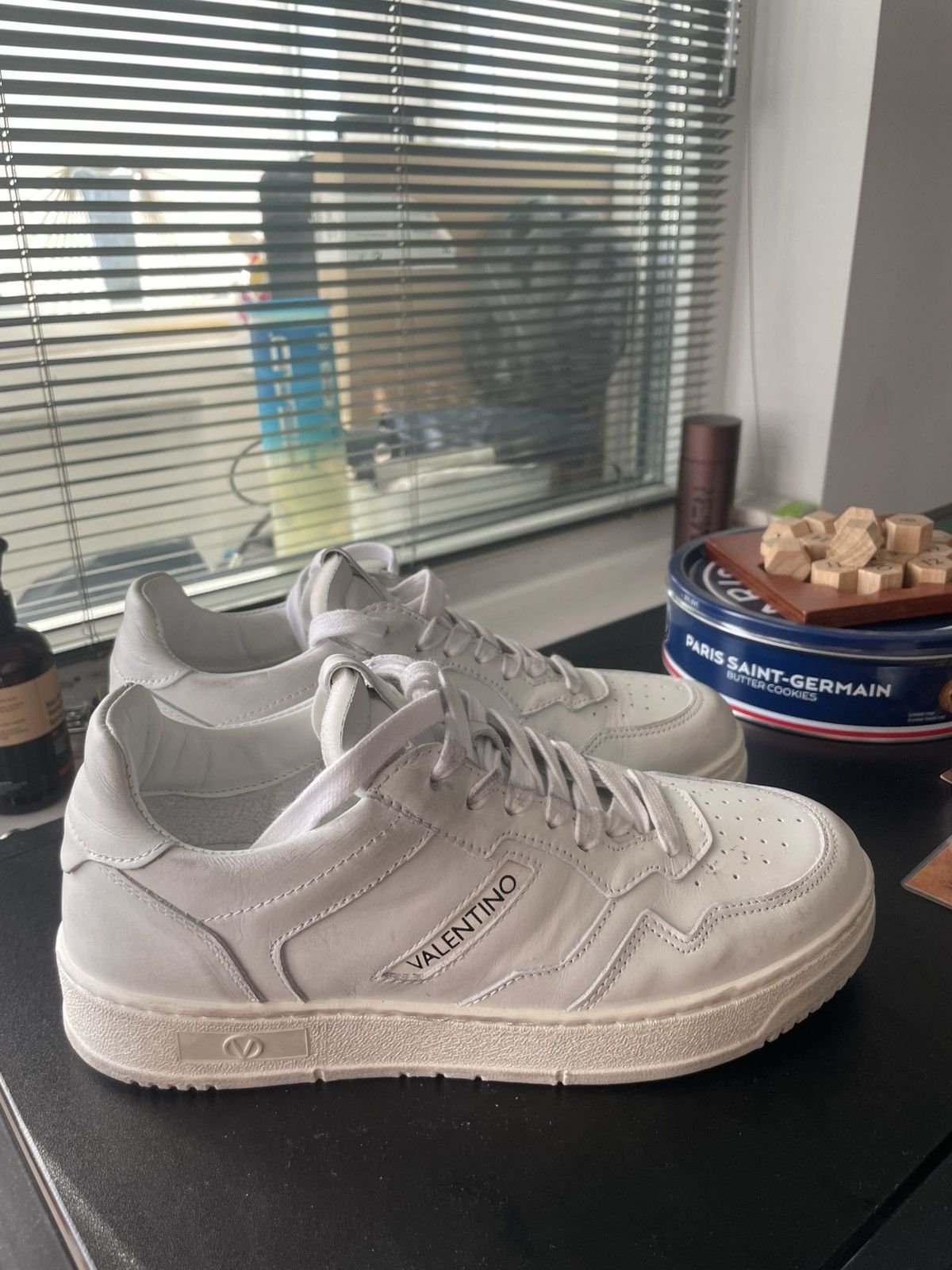 Valentino Valentino sneakers Size US 7 / EU 40 - 1 Thumbnail
