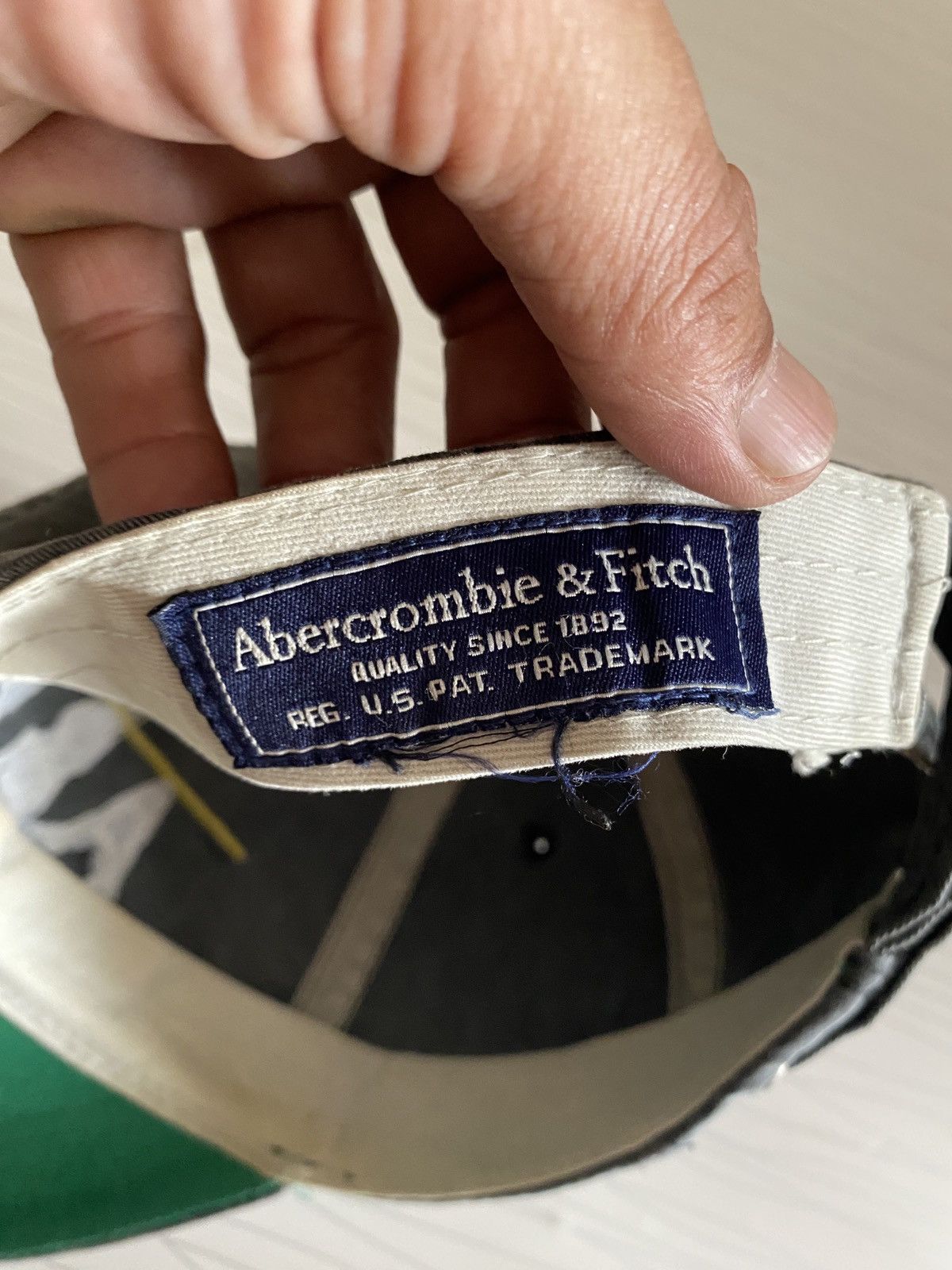 Abercrombie & Fitch 00s Abercrombie & Fitch Distressed Denim Cap Size ONE SIZE - 9 Thumbnail