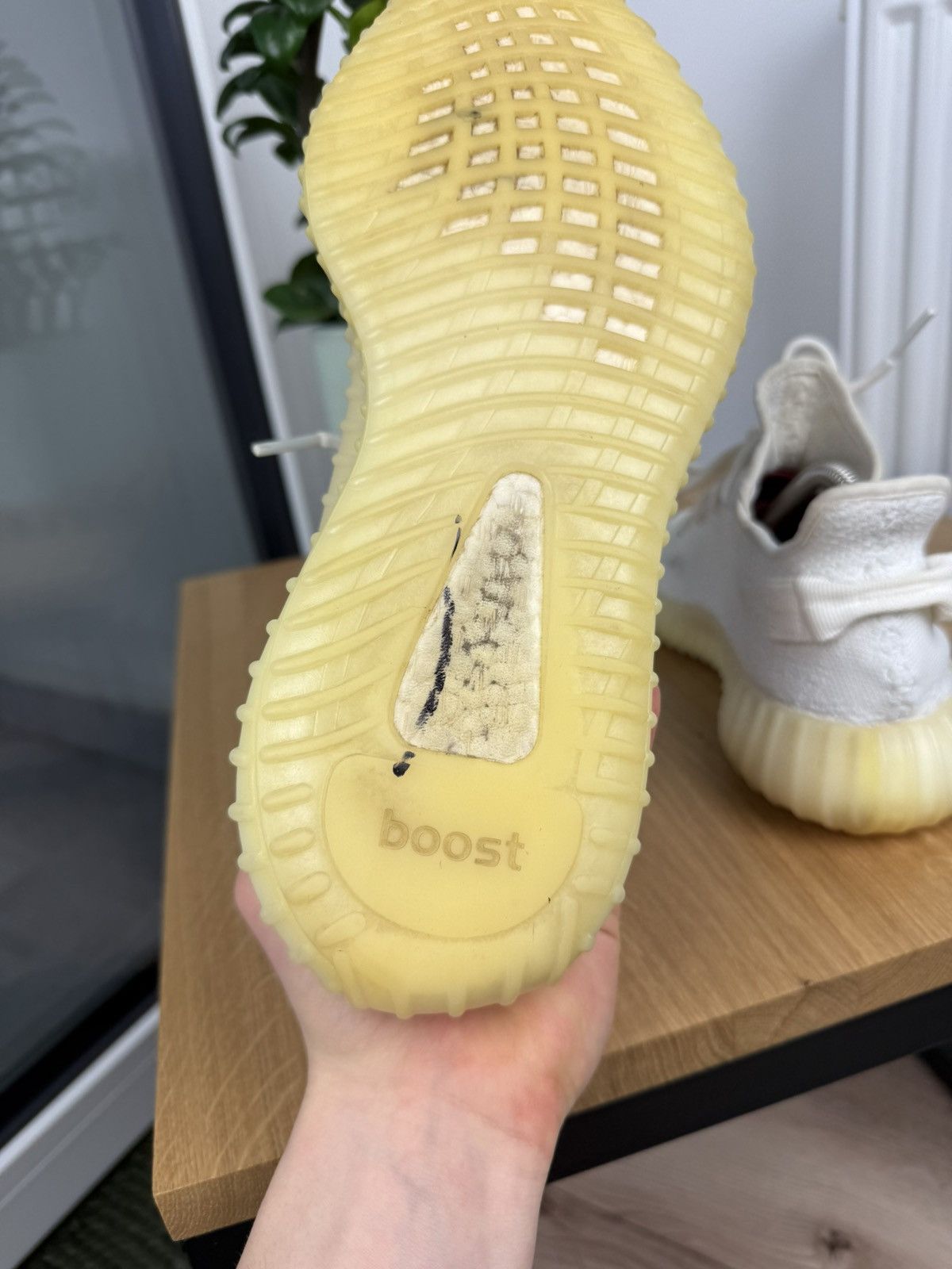 Adidas × Yeezy Yeezy 350 white Size US 8.5 / EU 41-42 - 12 Thumbnail