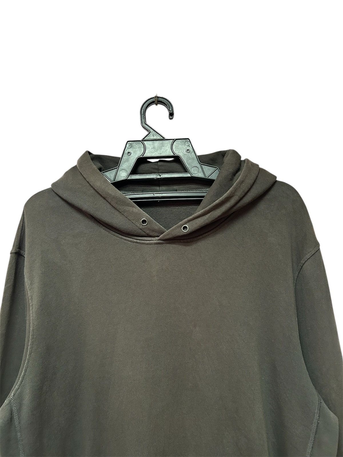 Prada Prada Red Tab Pull Over Hoodie Size US XL / EU 56 / 4 - 4 Thumbnail