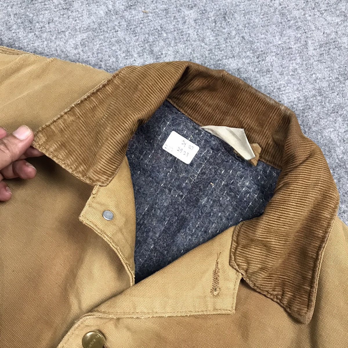 Carhartt × Vintage Carhartt Blanket Jacket Distressed Brown Jacket Size US M / EU 48-50 / 2 - 14 Thumbnail