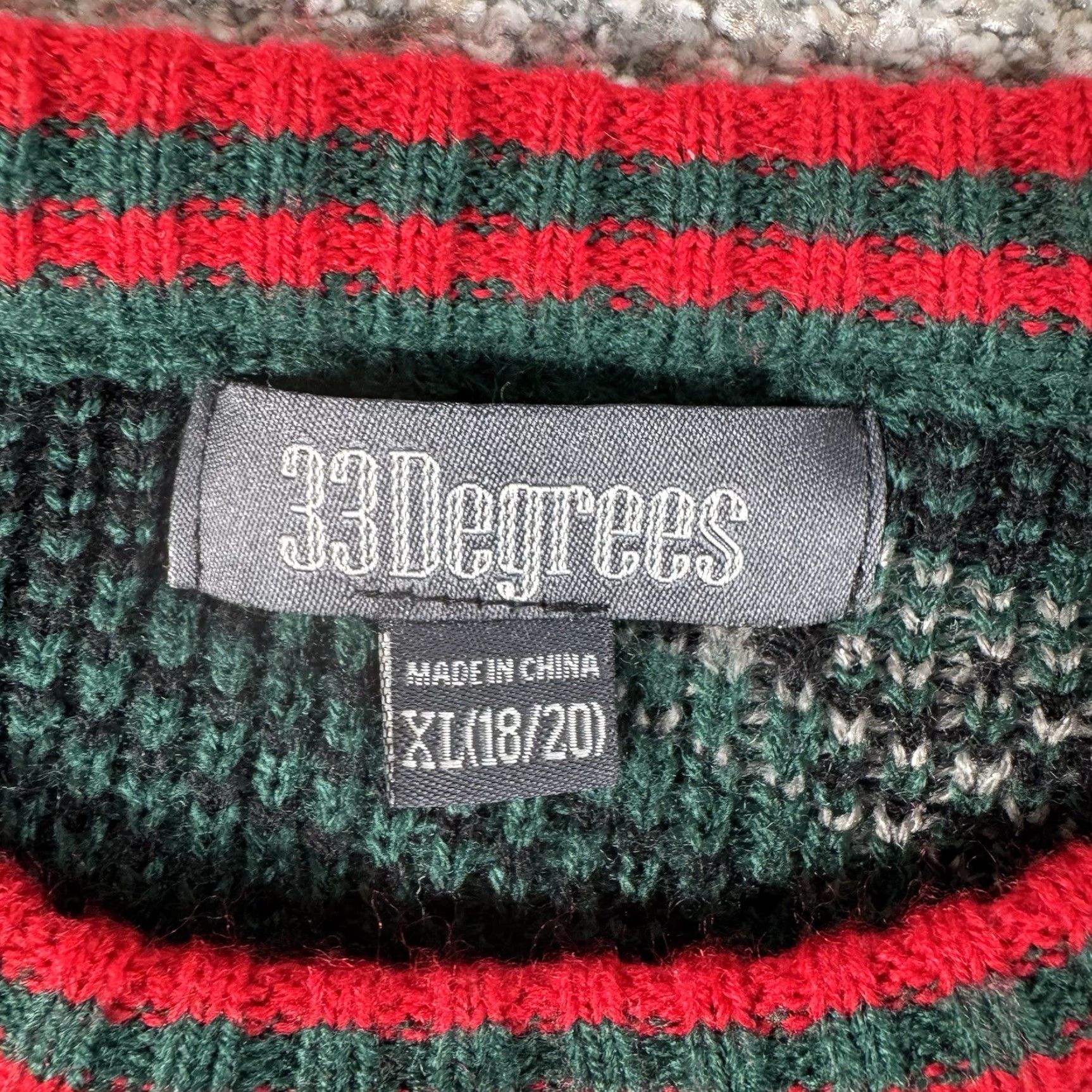 Vintage VINTAGE 33 Degrees Ugly Christmas Sweater XL Green Women Crew Neck Long Sleeve Christmas Sloth Winter Kitsch Holiday Party Pullover Sweater Reg" Size XL / US 12-14 / IT 48-50 - 5 Thumbnail