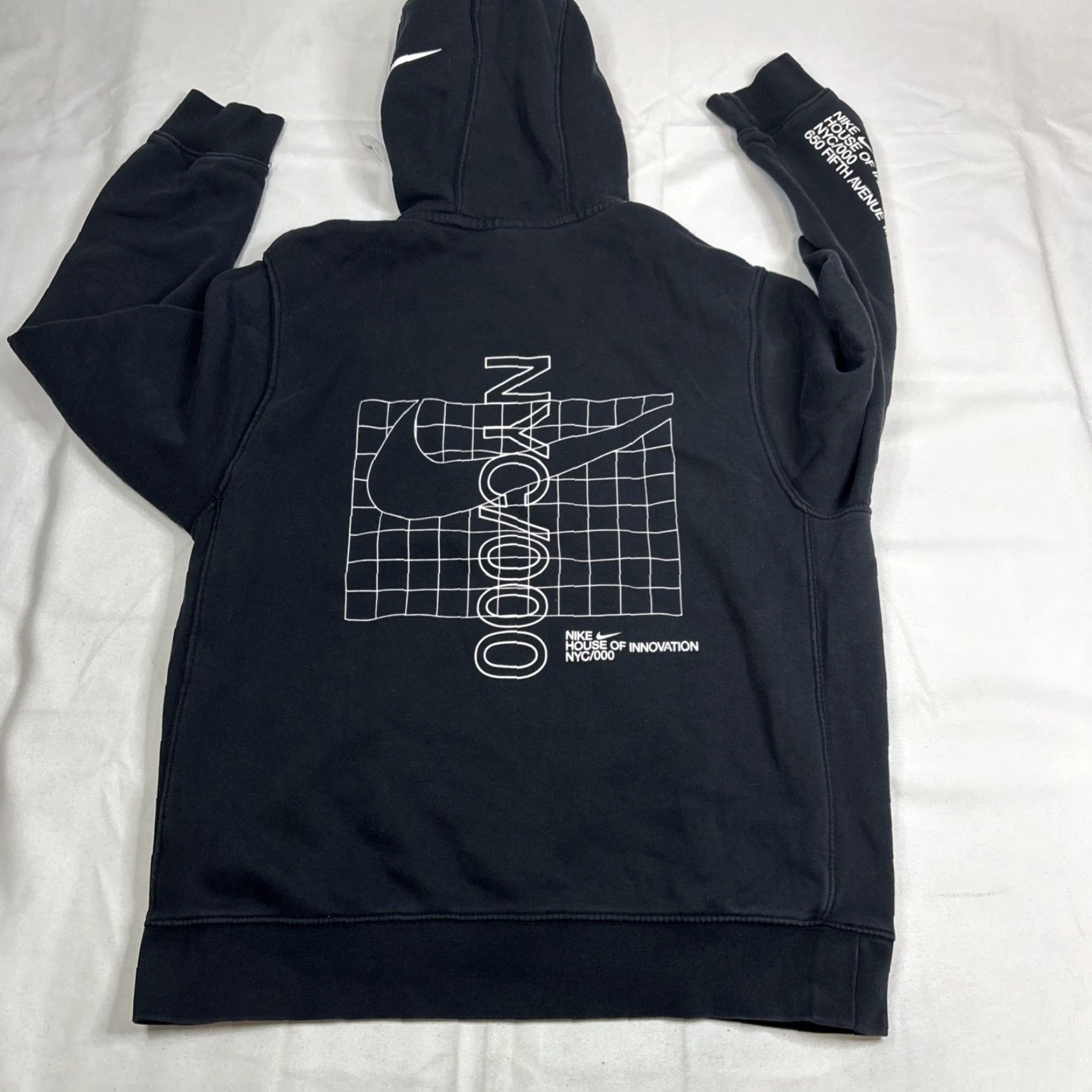 Nike Nike Hoodie Mens Large NYC House of Innovation Graphic Black Sweatshirt Size US L / EU 52-54 / 3 - 7 Thumbnail