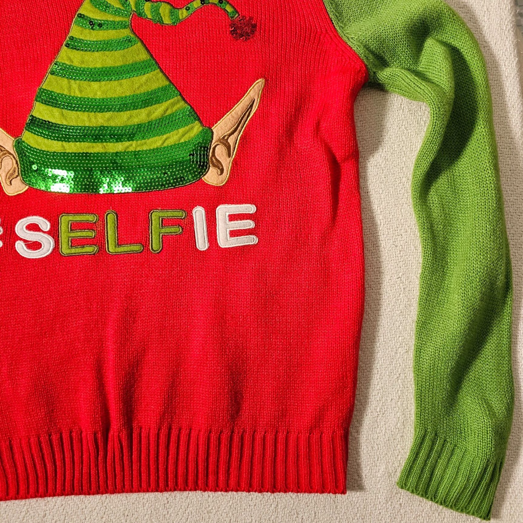 Vintage Christmas holiday ugly sweater Elf long sleeve Sequin size Medium #selfie Size M / US 6-8 / IT 42-44 - 4 Thumbnail