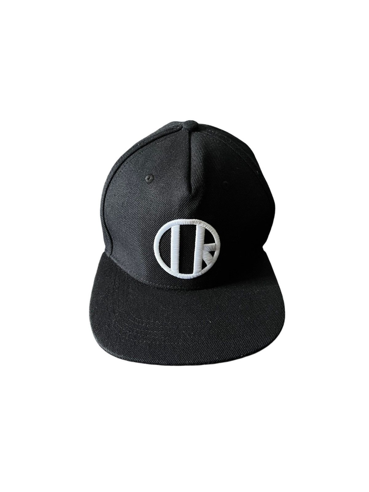 Japanese Brand ONE OK ROCK - Cap / Hat / Snapback / Six Panels Size ONE SIZE - 1 Thumbnail