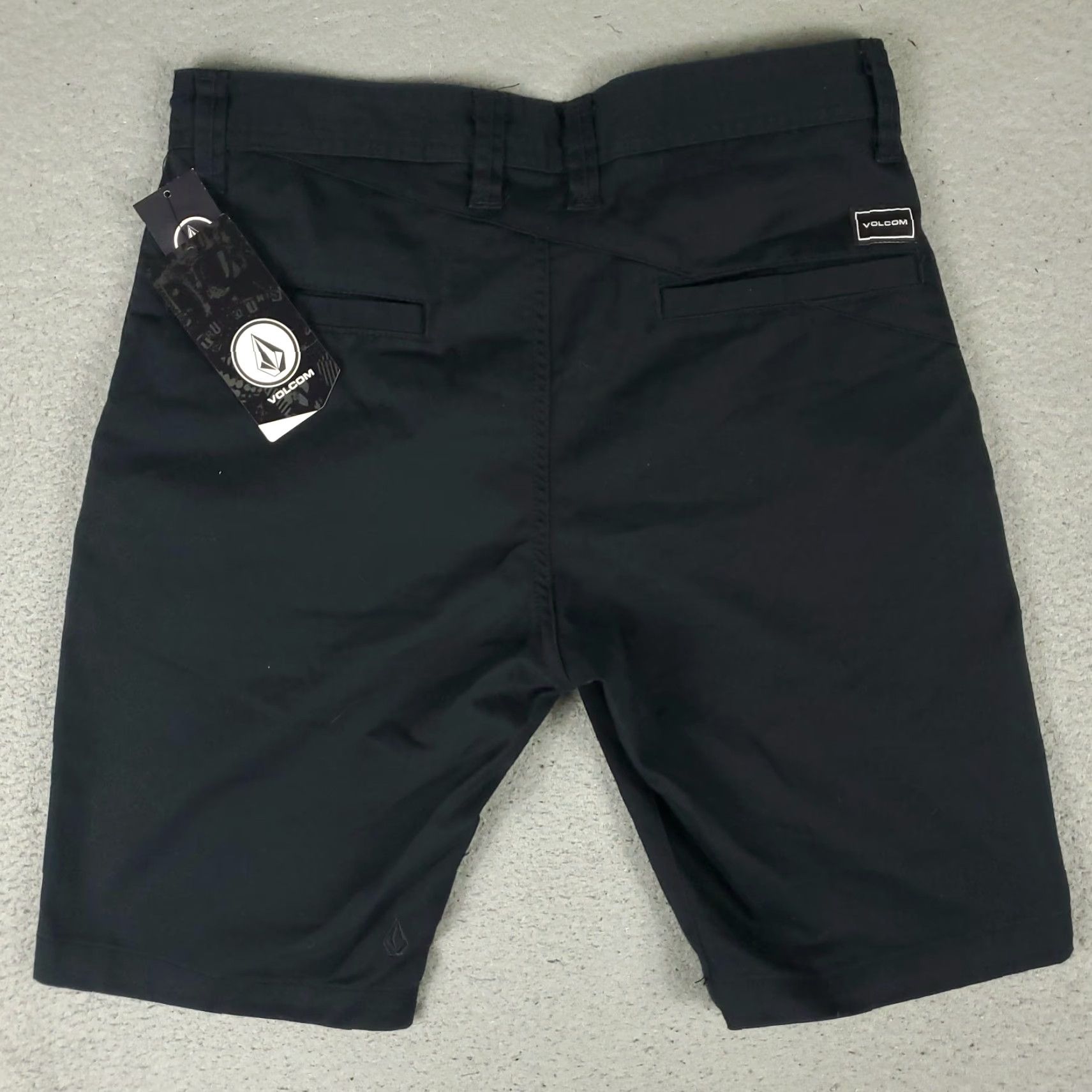 Volcom Volcom Shorts Mens Size 29 Black Casual Flat Front Chino Size US 29 - 5 Thumbnail
