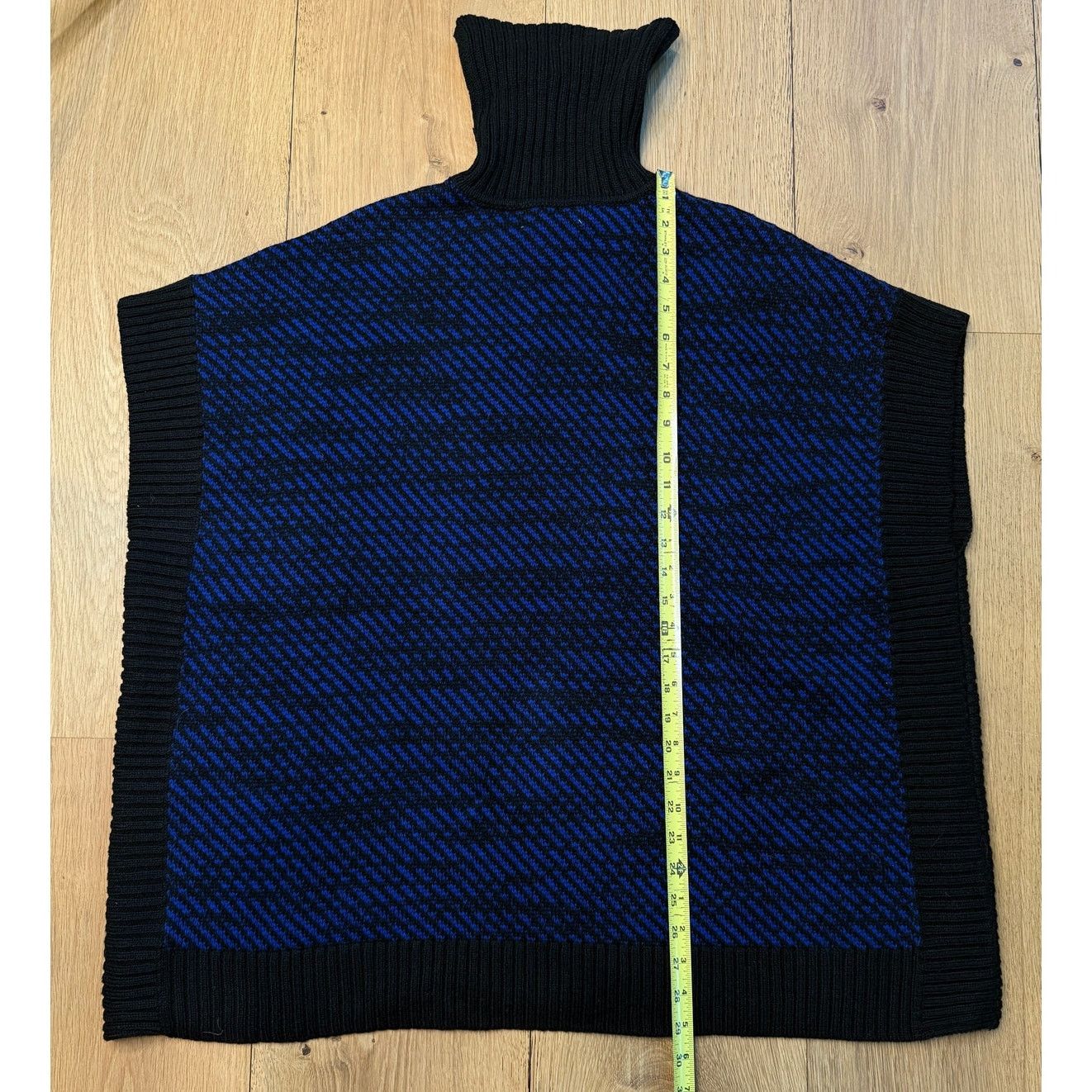 Michael Kors Michael Kors Poncho Knit Sweater Relaxed Fit Turtleneck Size S / US 4 / IT 40 - 5 Thumbnail