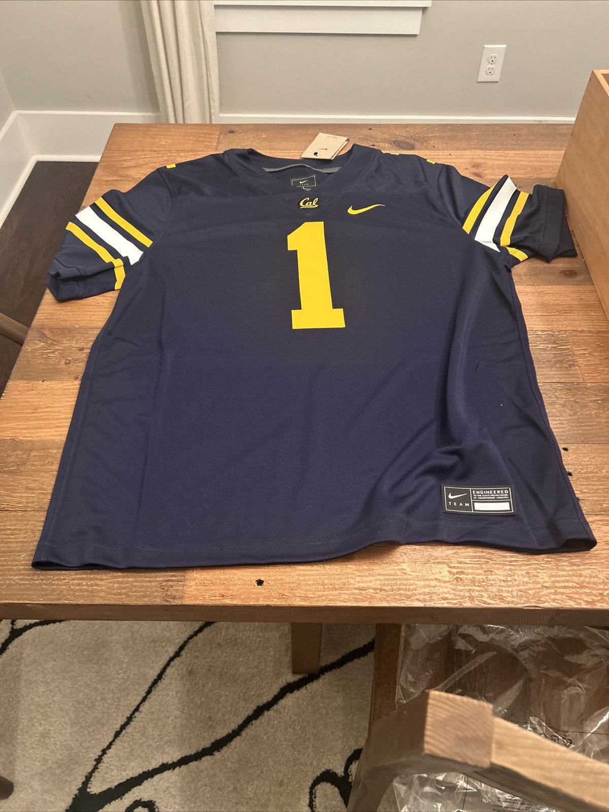Nike® Men's LARGE #1 Cal Bears Football Replica Jersey