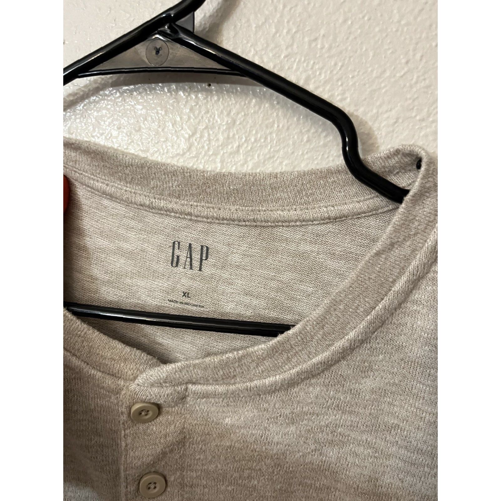 Gap Gap Henley Shirt Long Sleeve XL Beige Mens Size US XL / EU 56 / 4 - 3 Thumbnail