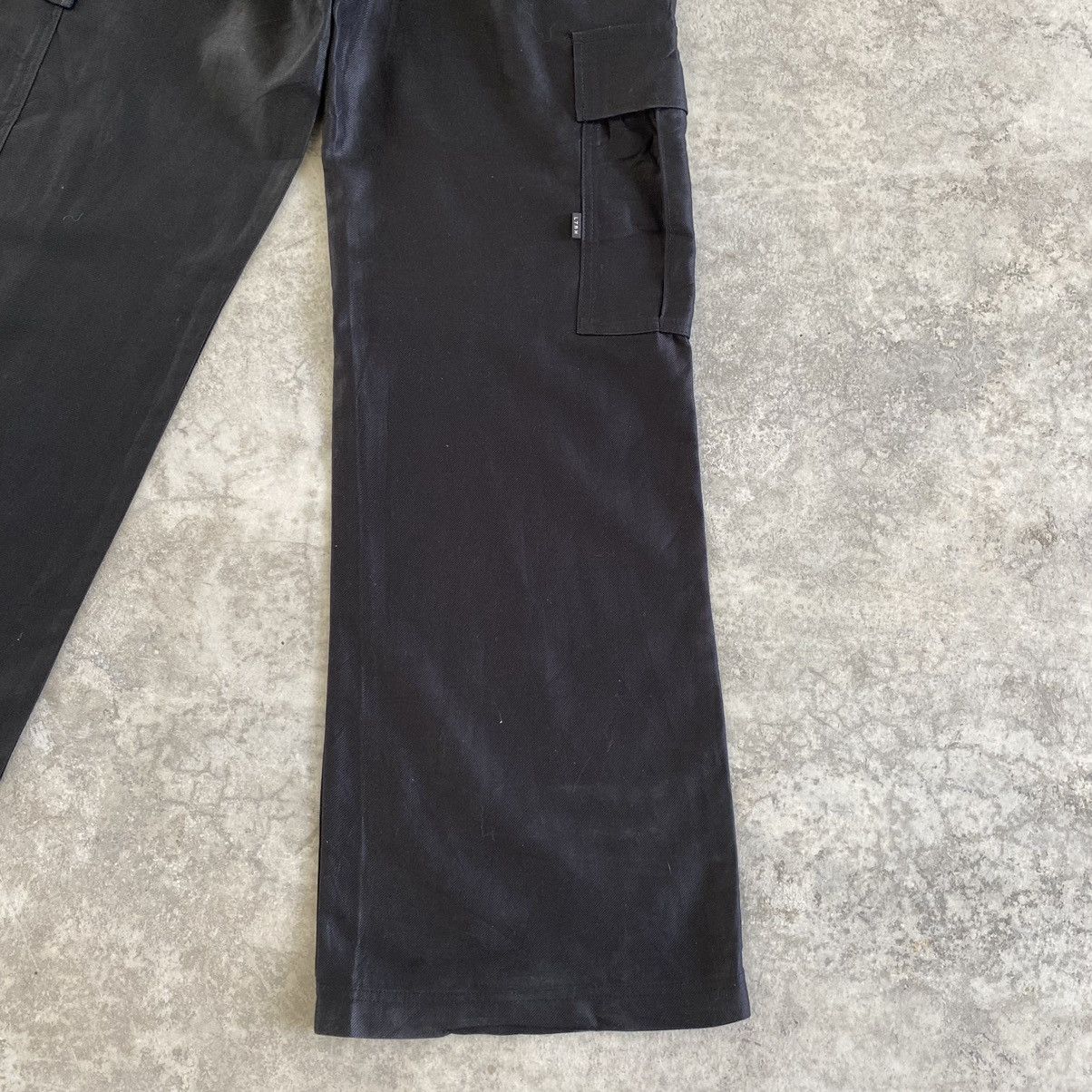 L7 Real Hip Vintage L7 Real Hip Coated Wide Leg Flared Cargo Pants Size US 31 - 17 Thumbnail
