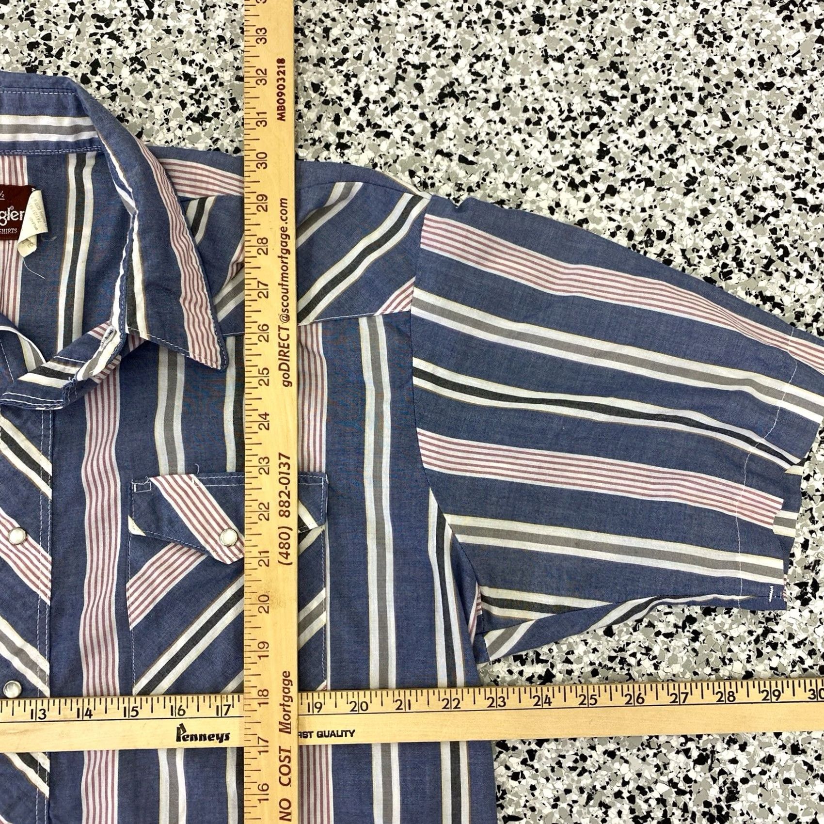 Wrangler VINTAGE Wrangler Western Shirt Mens XL Blue Red Stripe Pearl Pocketed Button-Up Short Sleeve Size US XL / EU 56 / 4 - 5 Thumbnail