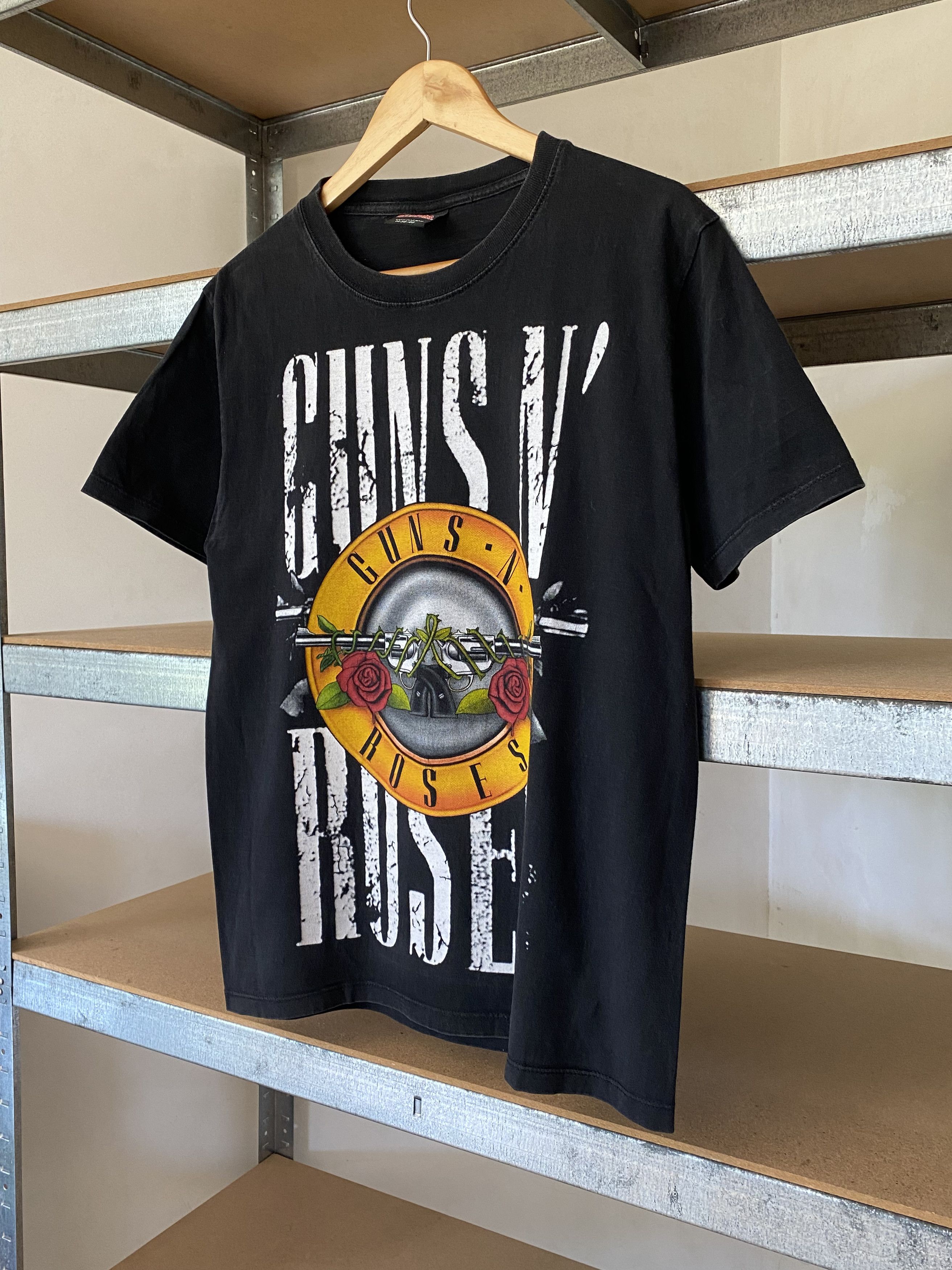 Band Tees Vintage 2000s Guns N Roses Rock Band Graphic T-shirt Size US M / EU 48-50 / 2 - 6 Thumbnail