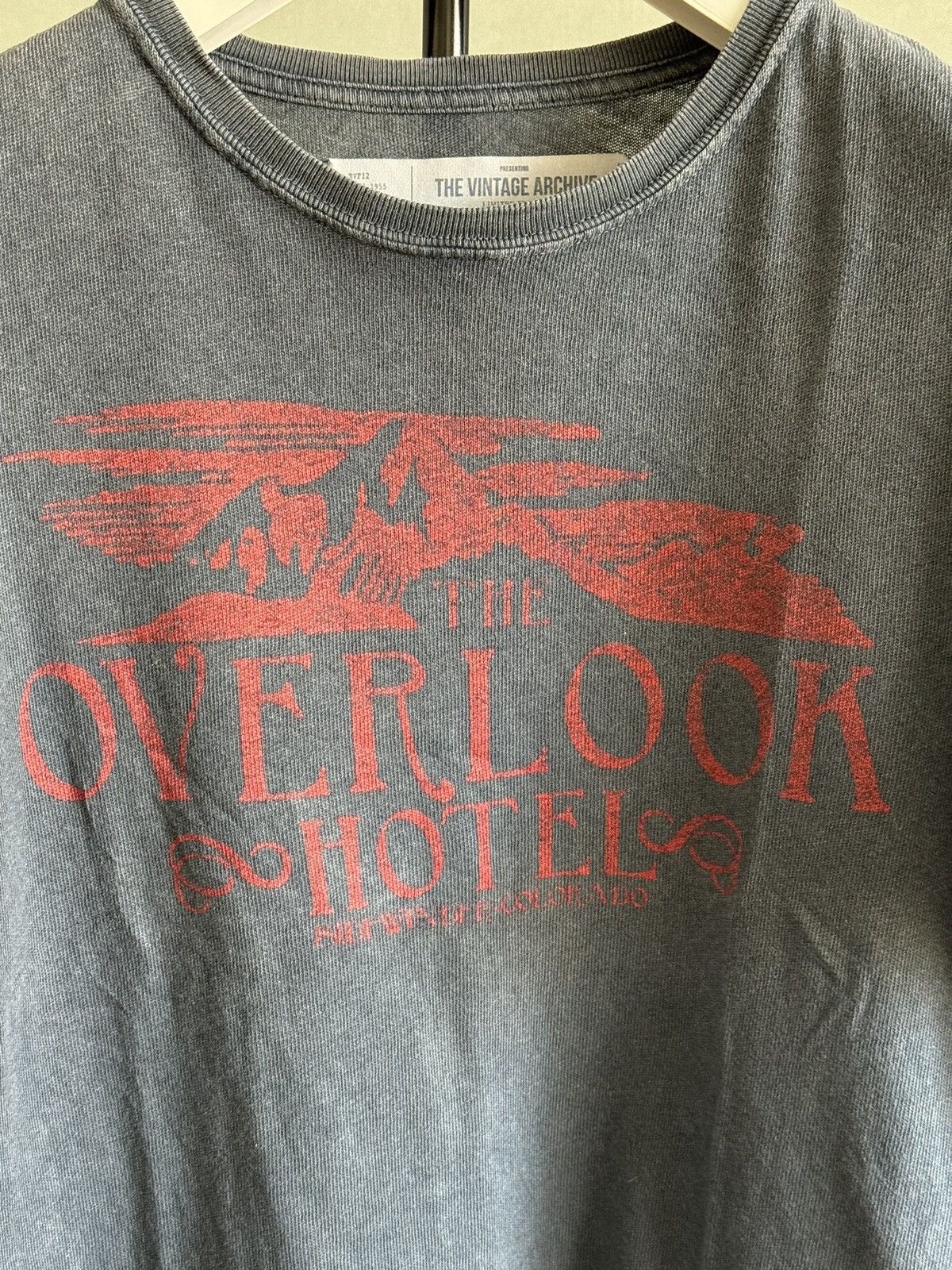 Vintage Vintage reproduction single stich overlook hotel t shirt Size US M / EU 48-50 / 2 - 2 Thumbnail