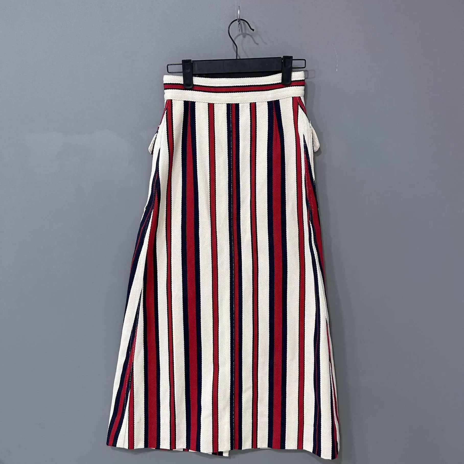 Gucci GUCCI Striped Denim Long Skirt Gold-Button 38 99new Size 26" / US 2 / IT 38 - 1 Thumbnail