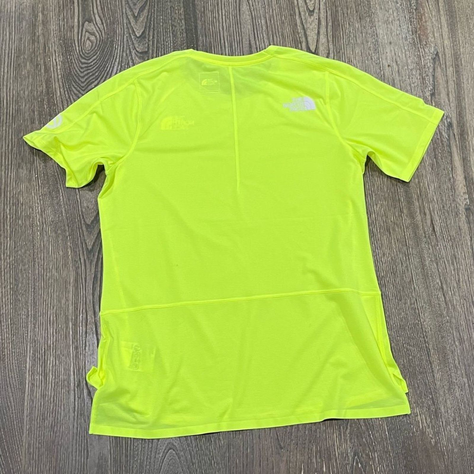 The North Face NWOT The North Face Womens Summit Series Short-Sleeve Size M / US 6-8 / IT 42-44 - 6 Thumbnail