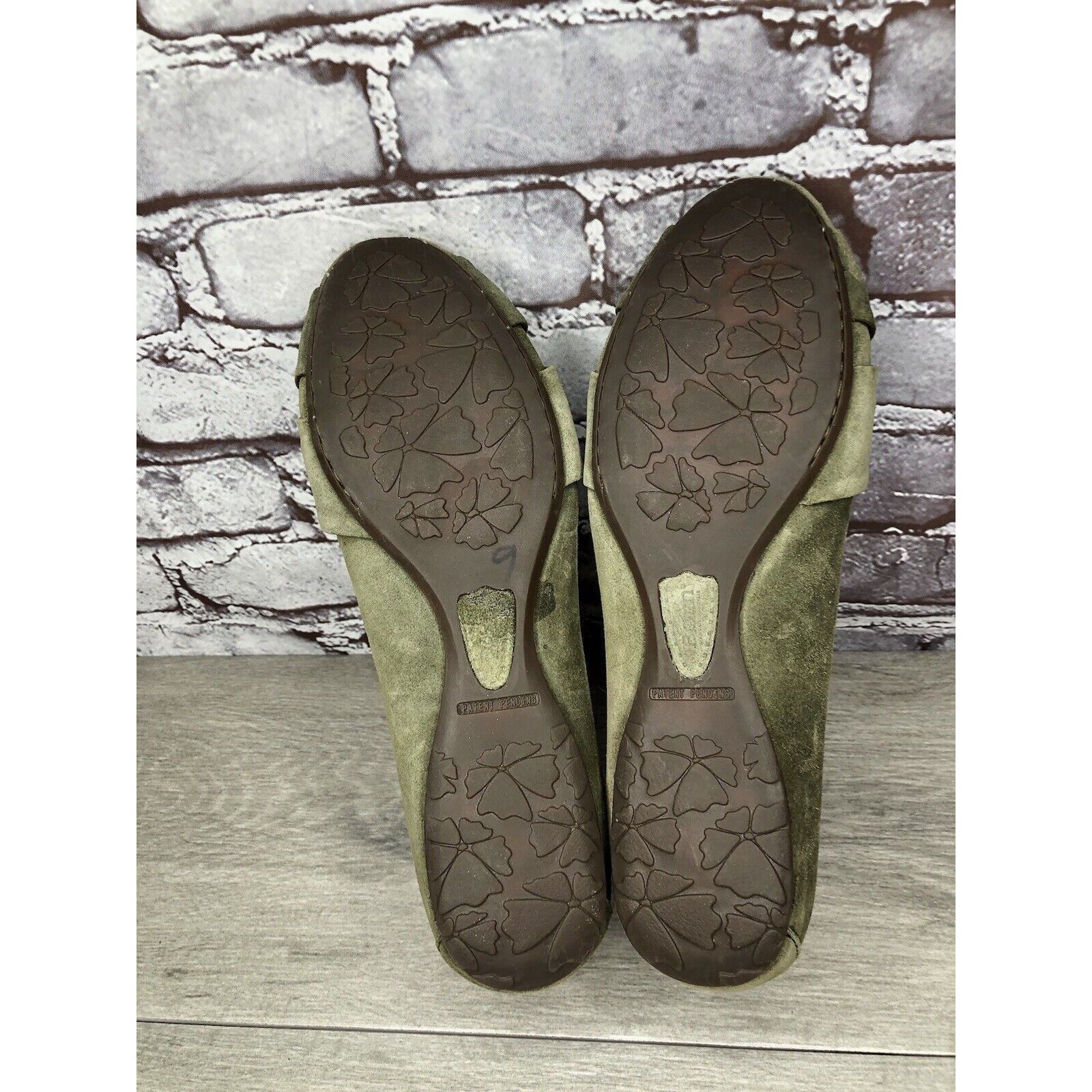 Born Born Lily Green Suede Leather Knot Ballet Flats Shoes Women’ Size US 11 / IT 41 - 7 Thumbnail