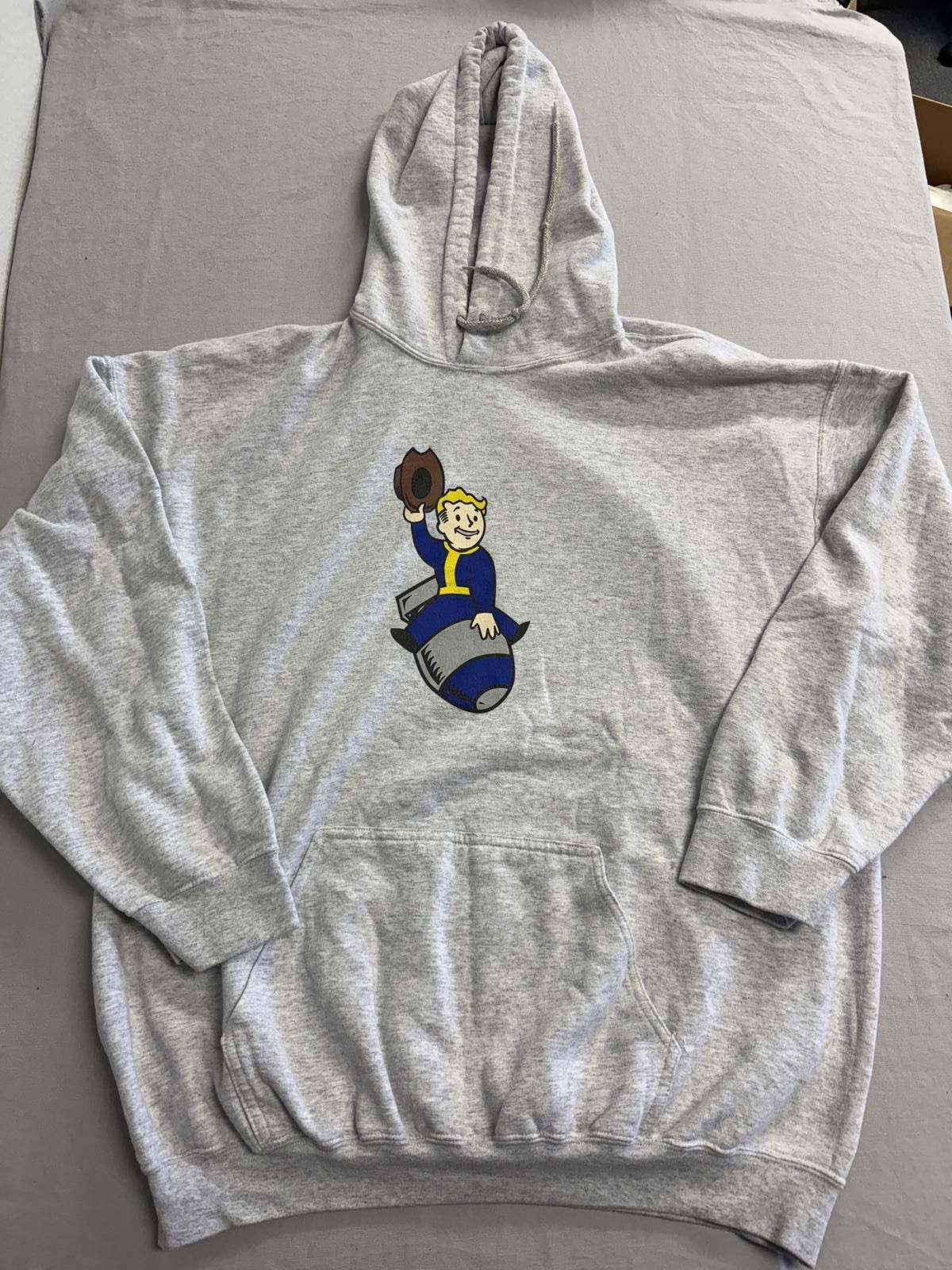 Gildan Fallout Video Game Hoodie Vault Boy Riding Nuke - XXL Size US XXL / EU 58 / 5 - 1 Thumbnail