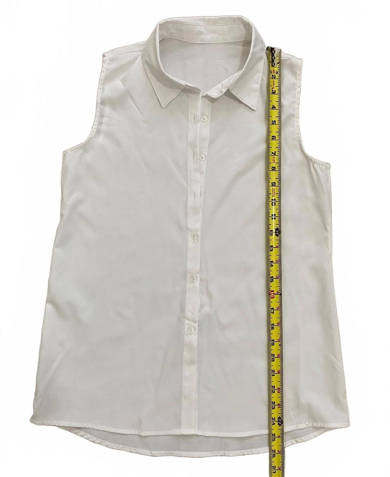 The Unbranded Brand Unbranded Breezy Collar Sleeveless Shirt in White (No Tags) Size S / US 4 / IT 40 - 7 Thumbnail