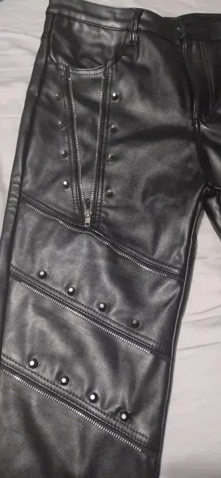 Other Black Faux Studded Leather Pants Size US 29 - 4 Thumbnail