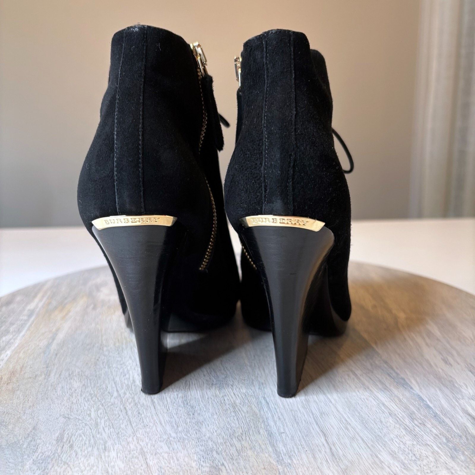 Burberry Authentic Burberry Black Suede Lace Up Booties US Size 5.5 Size US 5.5 / IT 35.5 - 6 Thumbnail