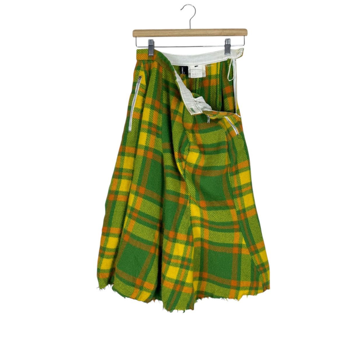 Comme des Garcons 🌟CDG TRICOT AD2000 TARTAN DECONSTRUCTED SKIRTS Size 26" / US 2 / IT 38 - 1 Thumbnail