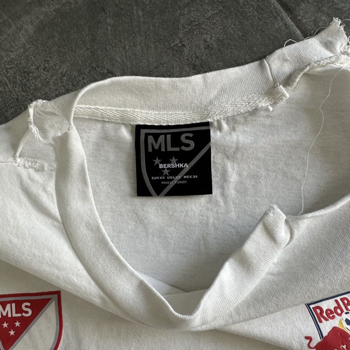 Red Bull × Vintage Vintage New York Red Bulls T-shirts Small Logo Distressed Size US XS / EU 42 / 0 - 7 Thumbnail