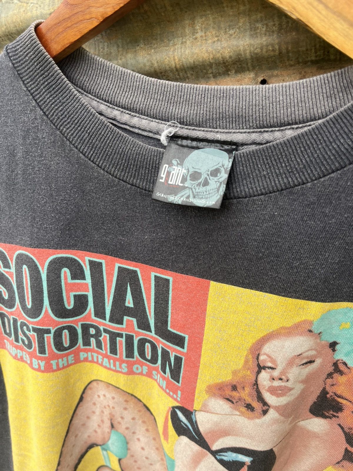 Vintage Faded Social distortion 00s’ tee Size US S / EU 44-46 / 1 - 2 Thumbnail