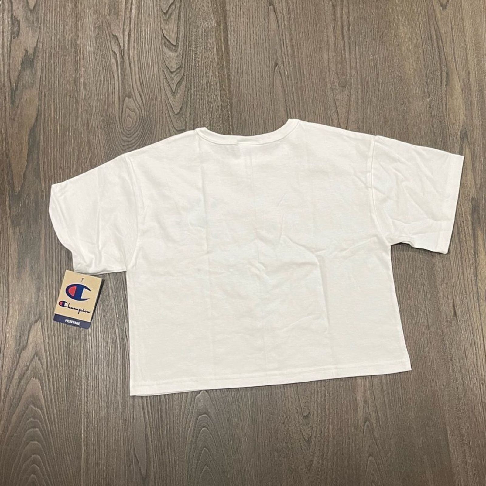 Champion NWT Champion White Graphic Crop Top - Size XS Size XS / US 0-2 / IT 36-38 - 4 Thumbnail