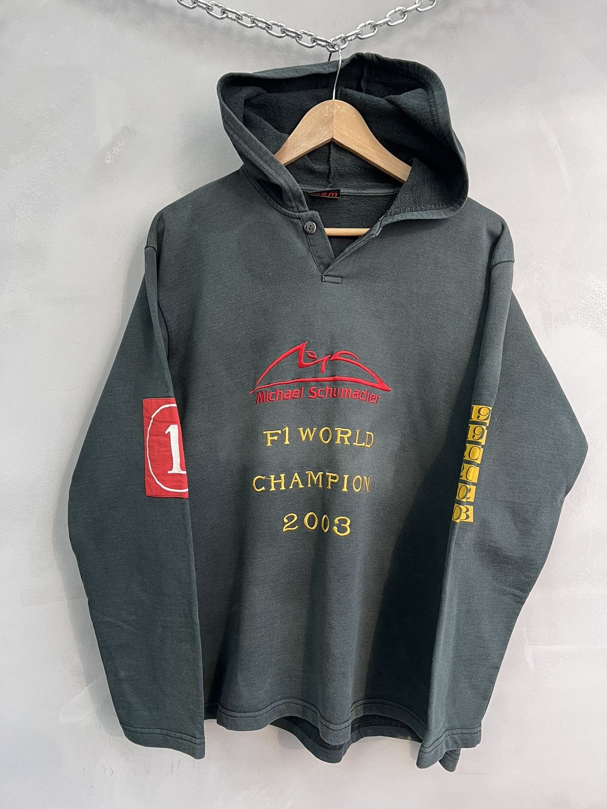 Ferrari × Formula 1 × Vintage Michael Schumacher F1 World Champion 2003 faded Hoodie Size US L / EU 52-54 / 3 - 6 Thumbnail
