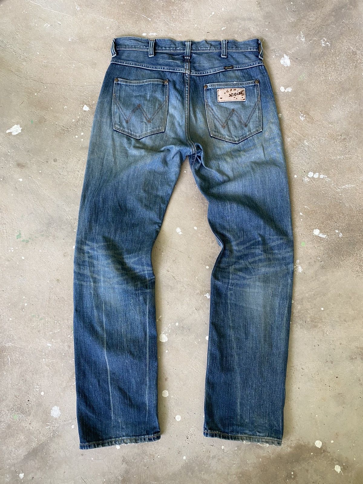Wrangler Vintage Wrangler Distressed Fade Denim Size US 33 - 9 Thumbnail