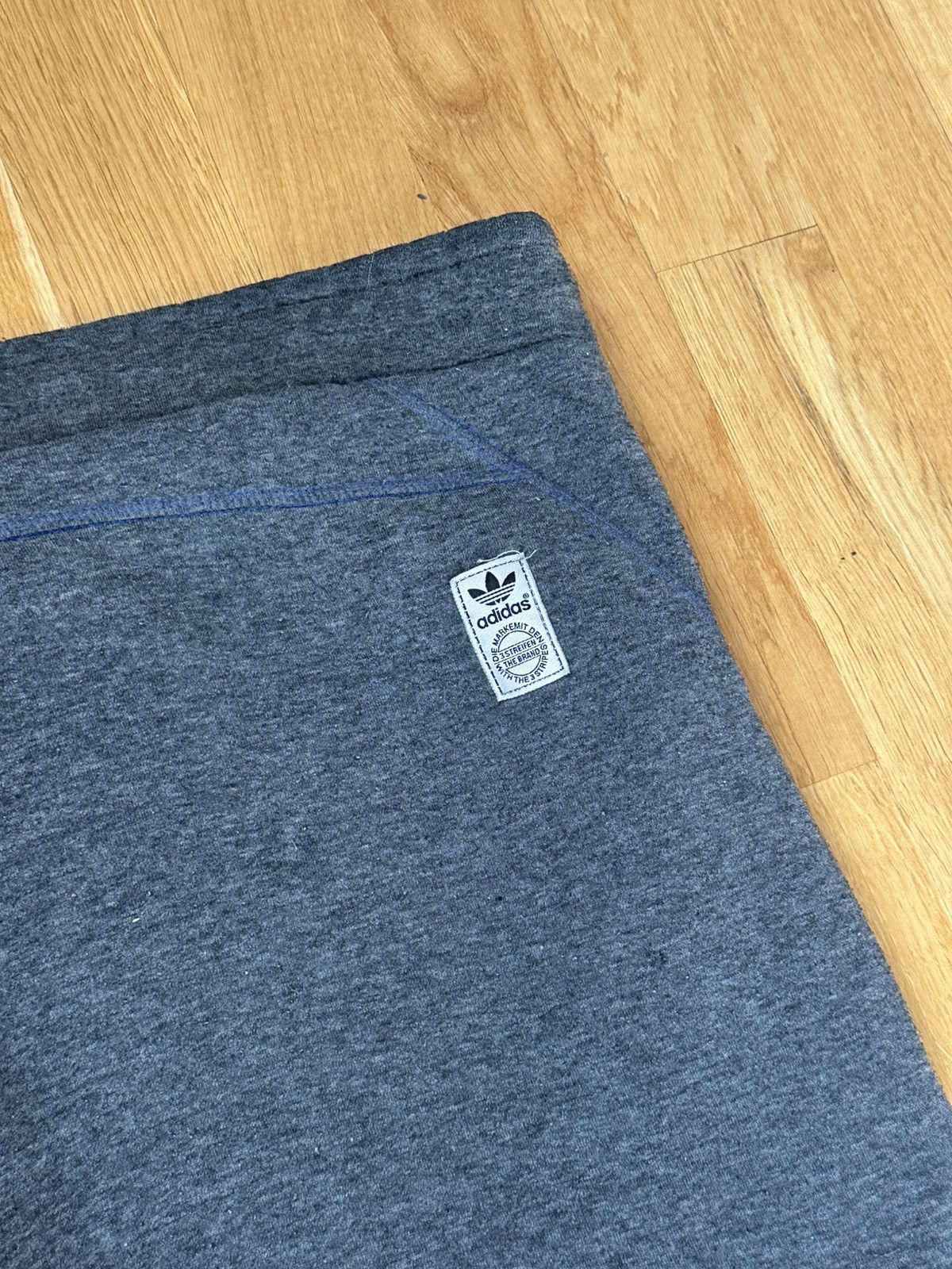 Adidas Vintage Adidas Oversize Pants Blue Embroidered Logo Gray Size US 39 - 12 Thumbnail