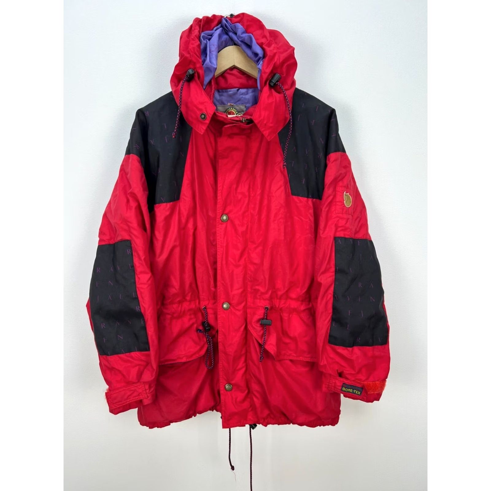 Vintage Fjällräven Vintage Gore-Tex Jacket Mens Size M Red 90s Windbreaker Jacket Mens M Vintage Size US M / EU 48-50 / 2 - 2 Thumbnail