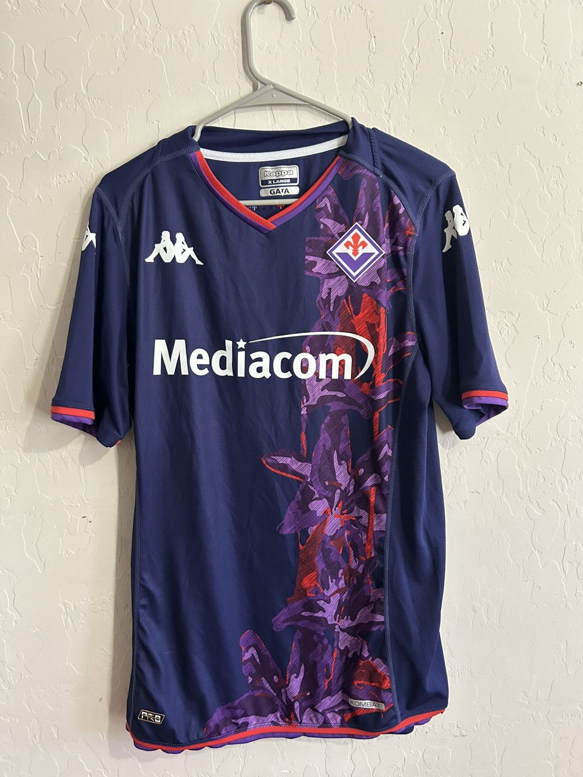 Kappa Fiorentina Kombat Pro Third Jersey 2023/2024 Size XL Size US XL / EU 56 / 4 - 4 Thumbnail