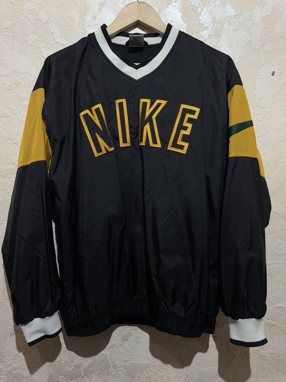 Other Nike Vintage Black Nylon Sweatshirt/Jacket Big Nike Logo Size US S / EU 44-46 / 1 - 1 Thumbnail