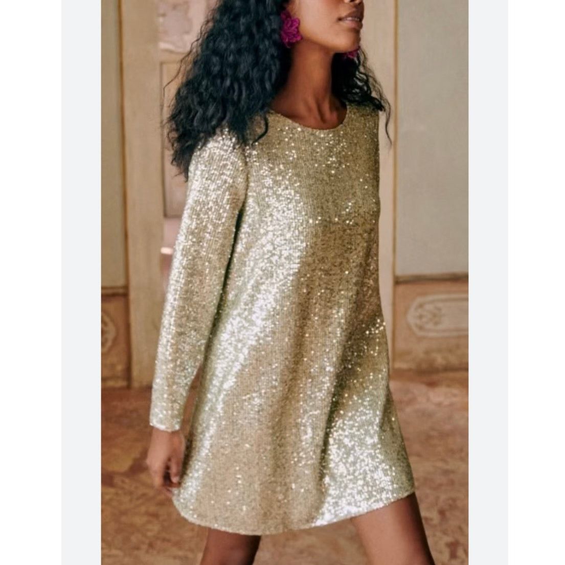 Sezane Sezane Annabeth Sequined Mini Dress gold size 34 2 C5 Size XS / US 0-2 / IT 36-38 - 3 Thumbnail