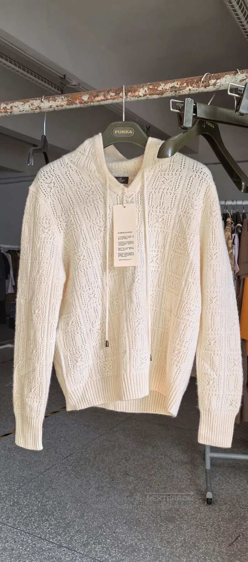 Loro Piana 100% cashmere sweater