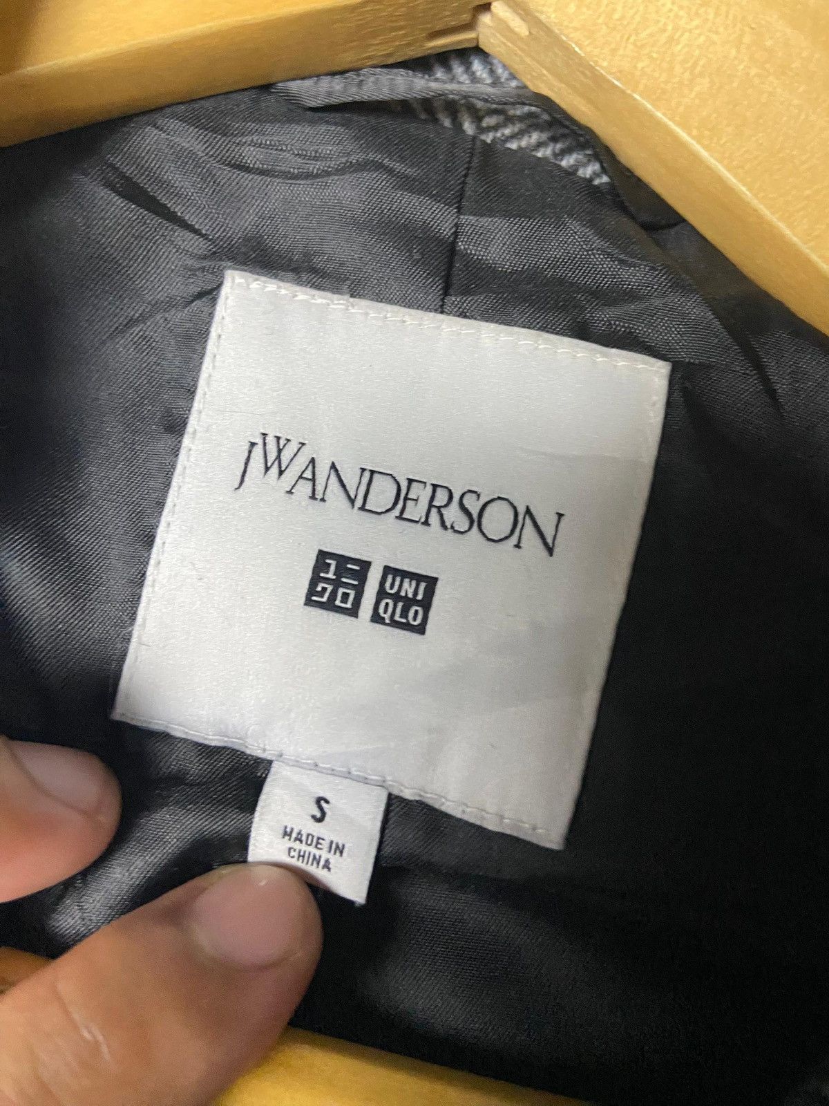 JW Anderson × Uniqlo Uniqlo x JW Anderson Trench Coat (146) Size US S / EU 44-46 / 1 - 6 Thumbnail