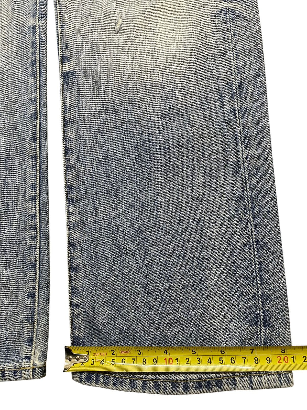 Uniqlo Vintage Japanese Uniqlo Faded Wash Style Distressed Jeans Size US 34 / EU 50 - 16 Thumbnail