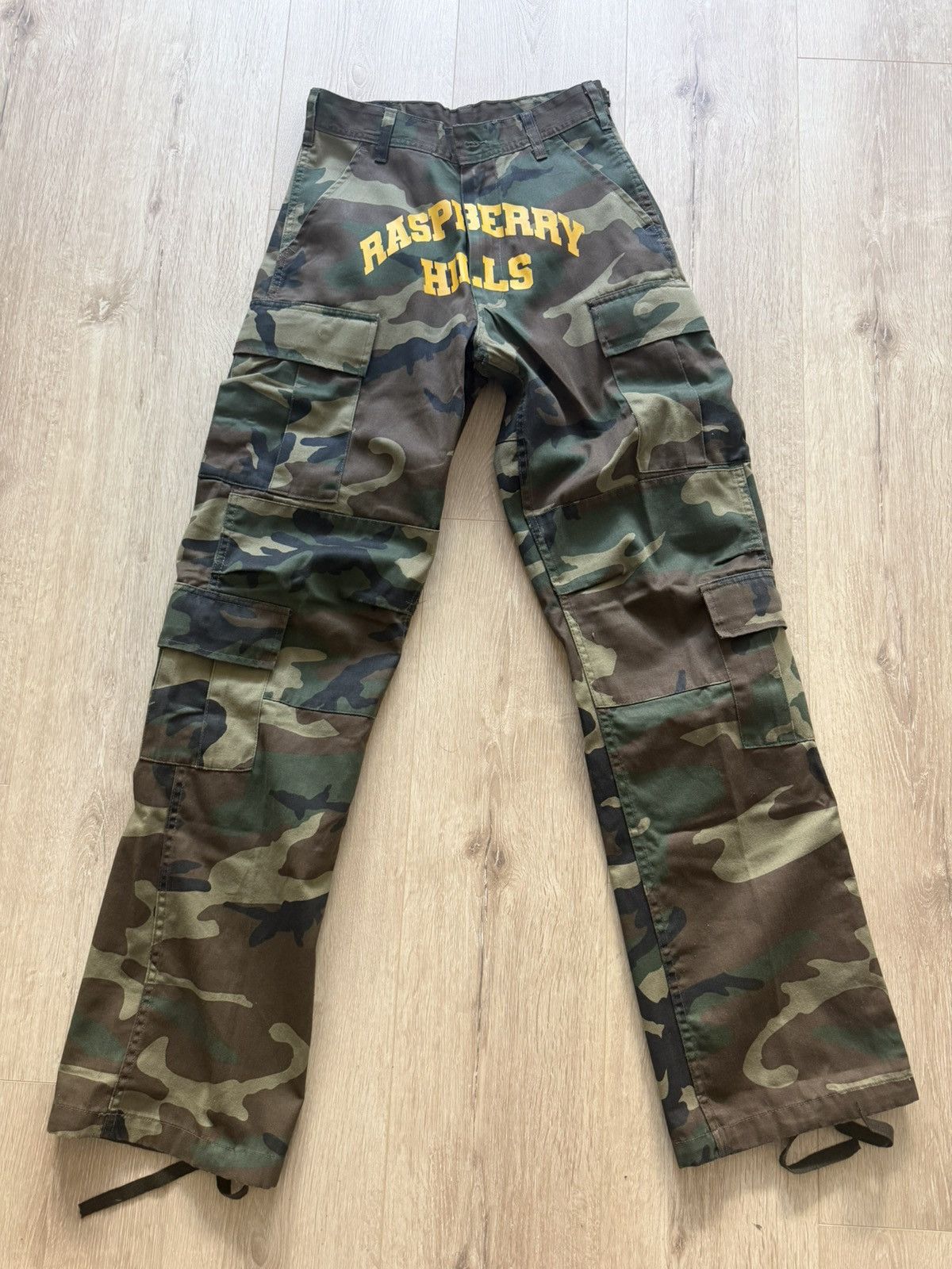 The GV Gallery GV Gallery Raspberry Hills Army Camo Size US 30 / EU 46 - 1 Thumbnail