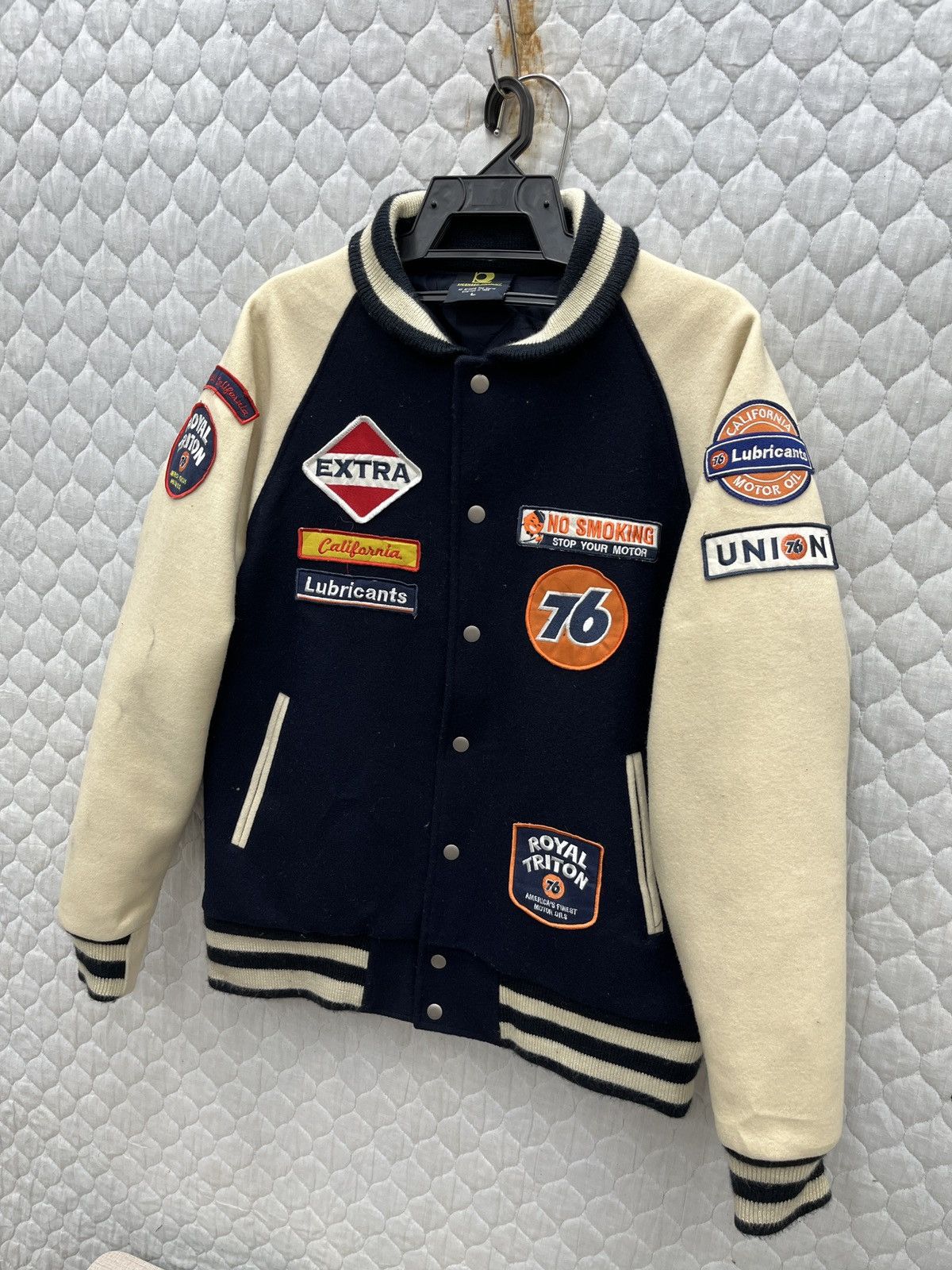 Sports Specialties 🔥🔥🔥STEALS 76 LUBRICANTS MOTOR OIL VARSITY JACKET Size US M / EU 48-50 / 2 - 3 Thumbnail