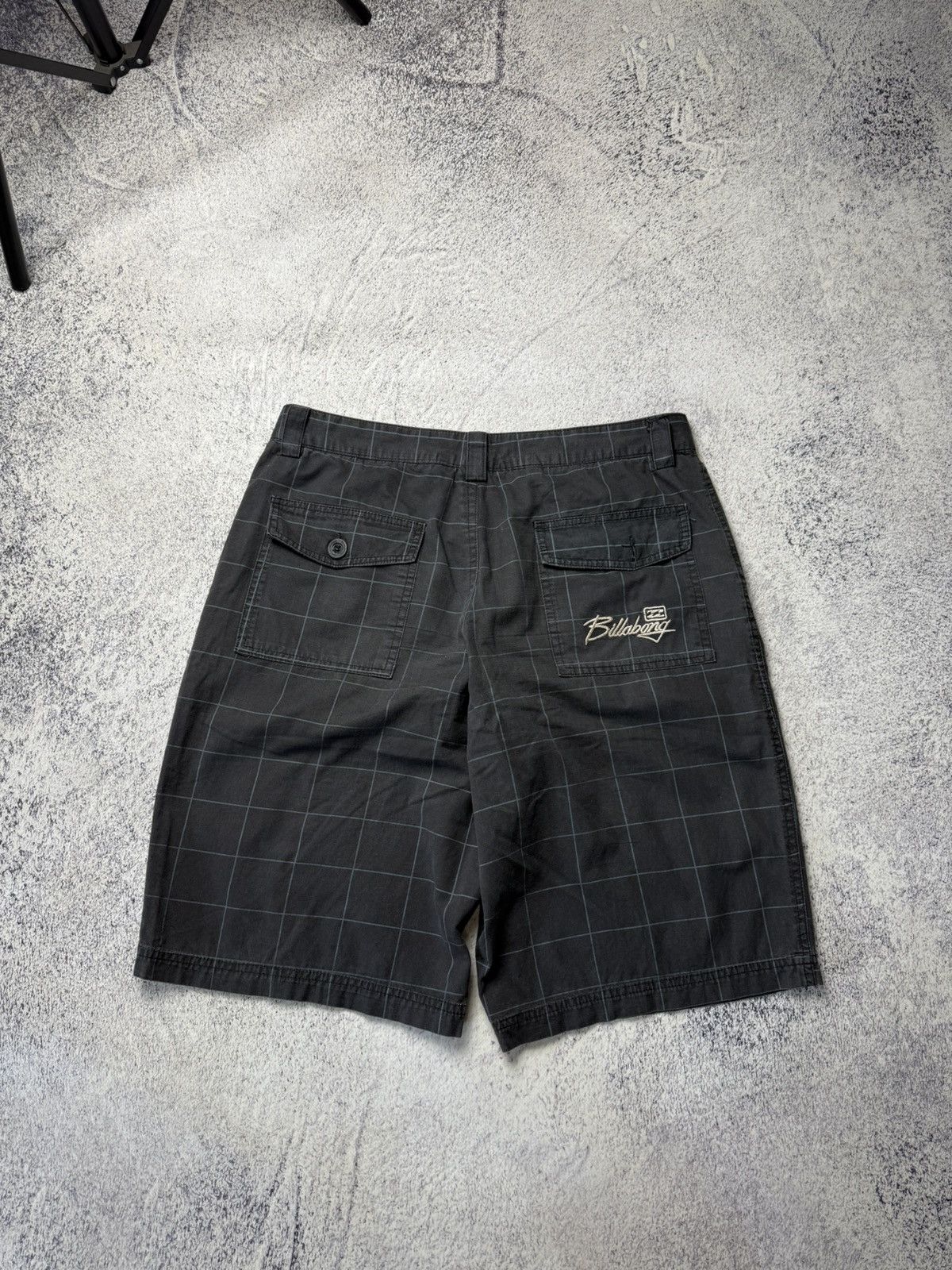 Billabong Vintage Billabong Striped Shorts Streetwear Style Size 34 Size US 34 / EU 50 - 16 Thumbnail