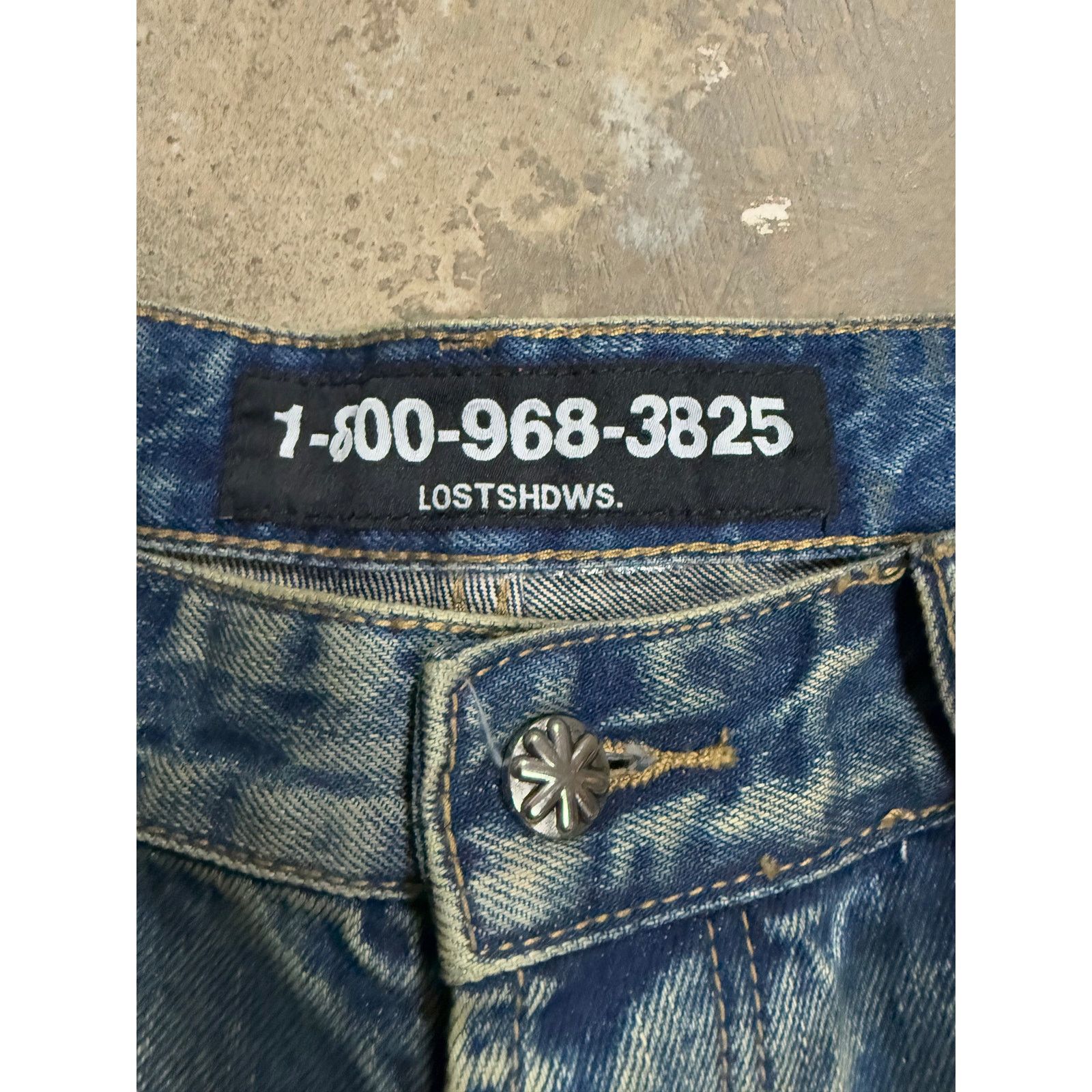 Lost Enterprises Lost Shdws Jorts Darkwash Used 34 Size US 34 / EU 50 - 2 Thumbnail