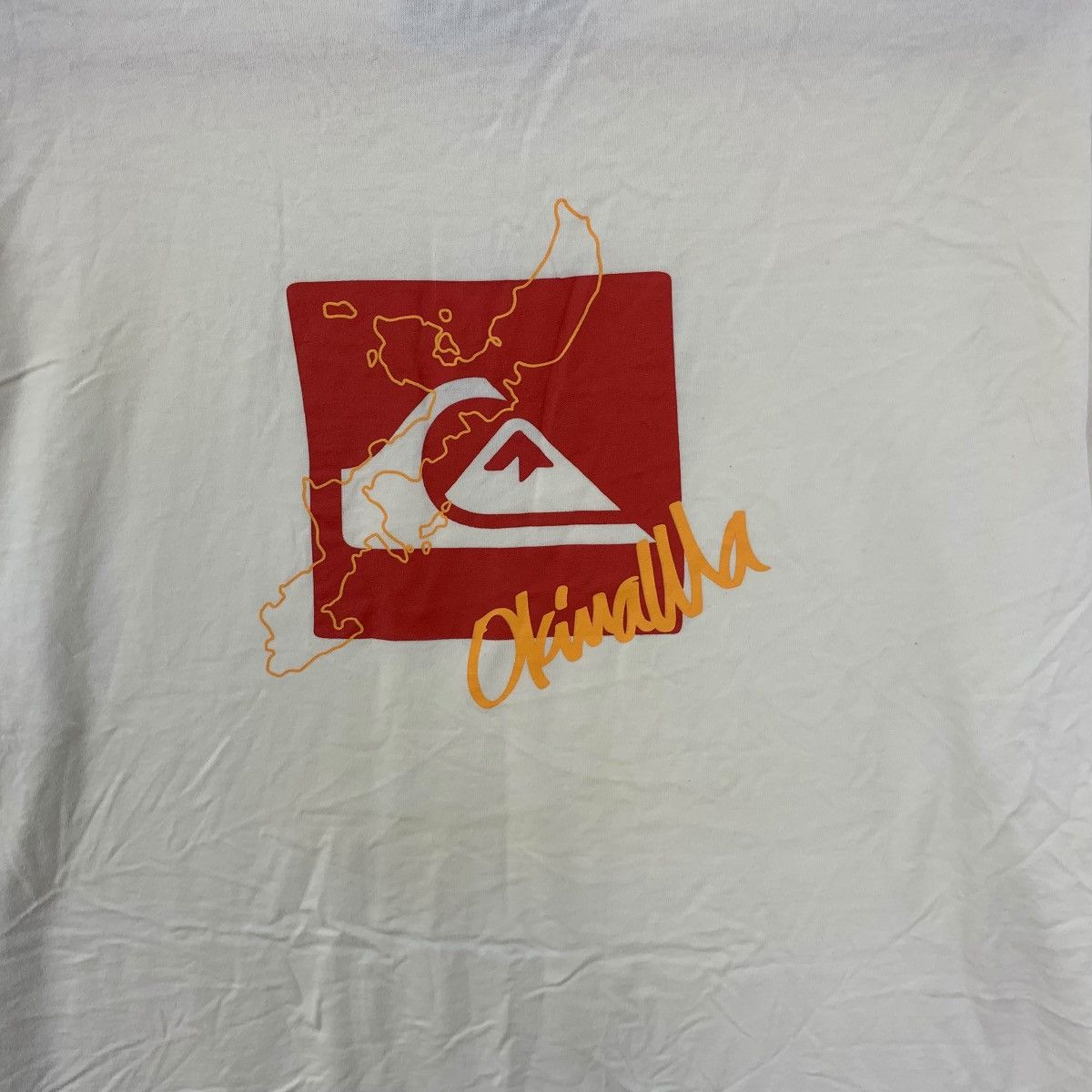 Quiksilver Vintage QUIKSILVER OKINAWA STORE Box Logo Surf Tee Shirt Size US L / EU 52-54 / 3 - 6 Thumbnail