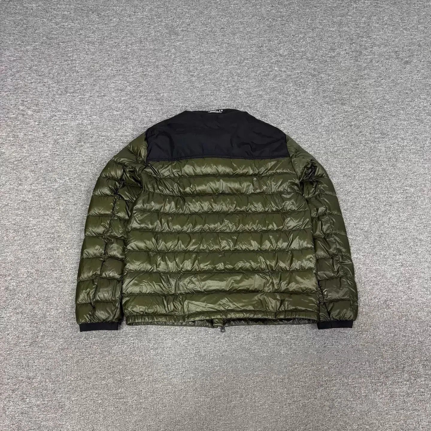 Moncler Green Quilted Puffer Jacket Size L. Size US L / EU 52-54 / 3 - 2 Thumbnail