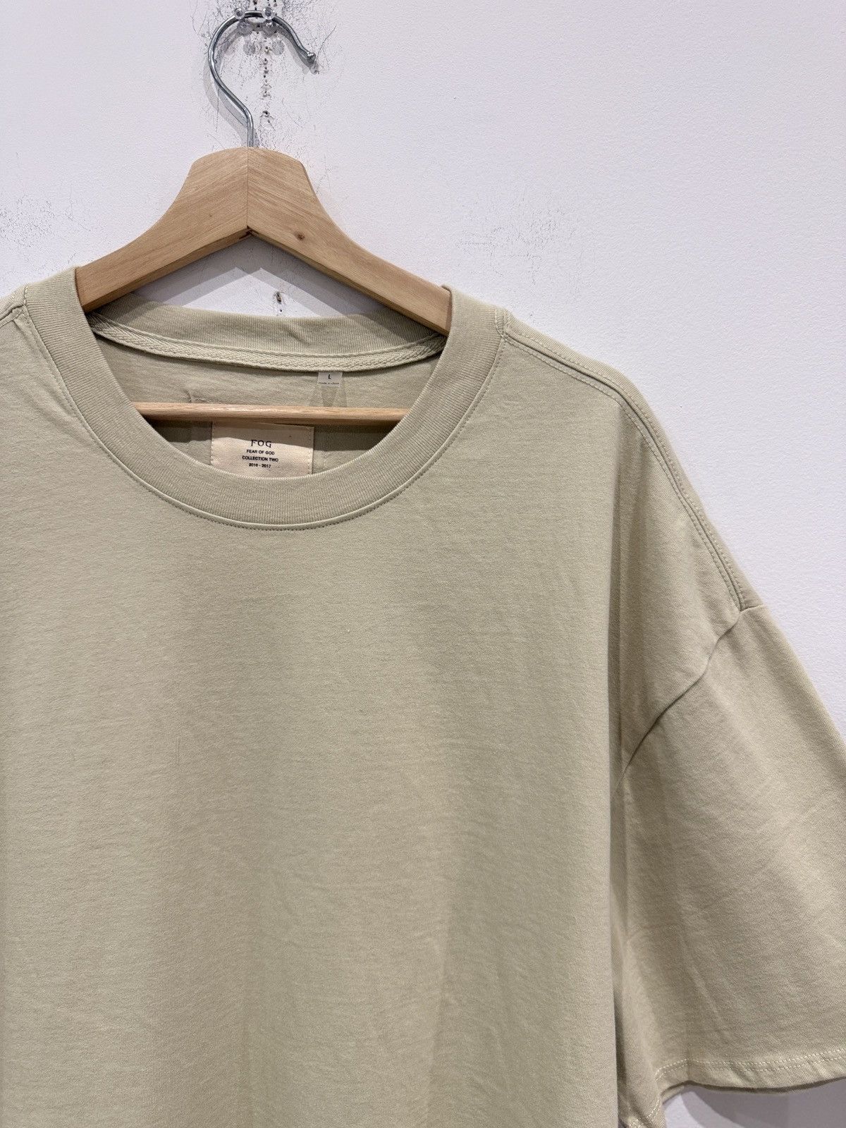 Fear of God Fear Of God Collection 2 Shirt Beige Size: L Size US L / EU 52-54 / 3 - 2 Thumbnail