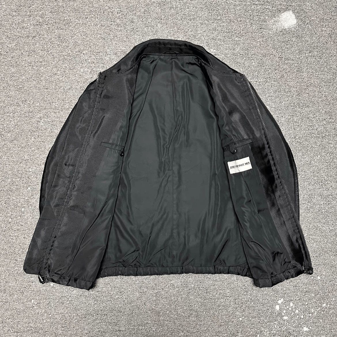 Issey Miyake Issey Miyake Issey Miyake 97AW Four Zipper Nylon Jacket-25 Size US M / EU 48-50 / 2 - 5 Thumbnail
